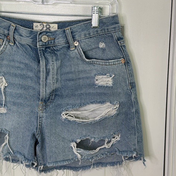 We The Free Blue Jean Shorts with Distressed Rips and Raw Hem - Picture 4 of 7